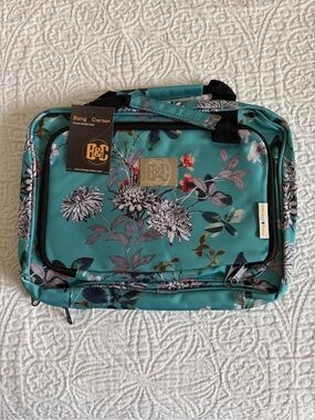 NWT Bang & Carsen Large Travel Bag with Hook Azure Flowers 12"L x4"W x9"H